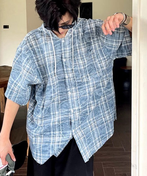 MGV(エムジーヴィー)の「オンブレチェックフードシャツ(シャツ/ブラウス・メンズ・ブルー・MEDIUM/LARGE/X-LARGE)」の4枚目の写真