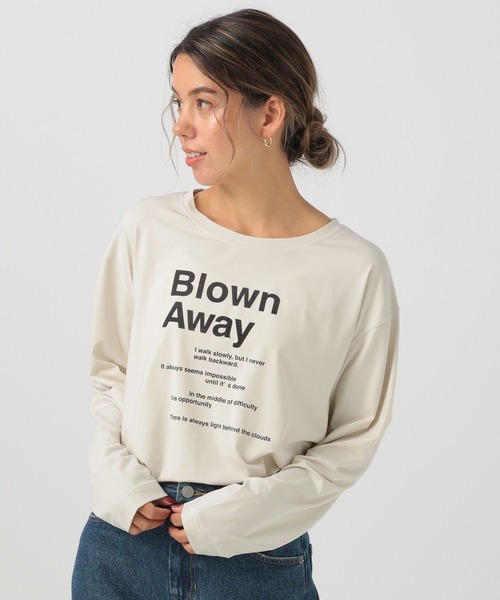 BAYFLOW（ベイフロー）の「[シルキータッチ素材]アソートロゴプリントロンT（Tシャツ/カットソー・レディース・オフホワイト/チャコール/ピンク/グレイッシュベージュ・SMALL/MEDIUM）」の7枚目の写真