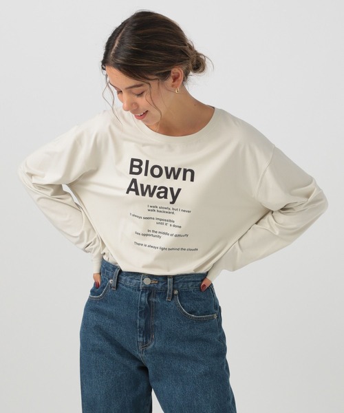 BAYFLOW（ベイフロー）の「[シルキータッチ素材]アソートロゴプリントロンT（Tシャツ/カットソー・レディース・オフホワイト/チャコール/ピンク/グレイッシュベージュ・SMALL/MEDIUM）」の8枚目の写真