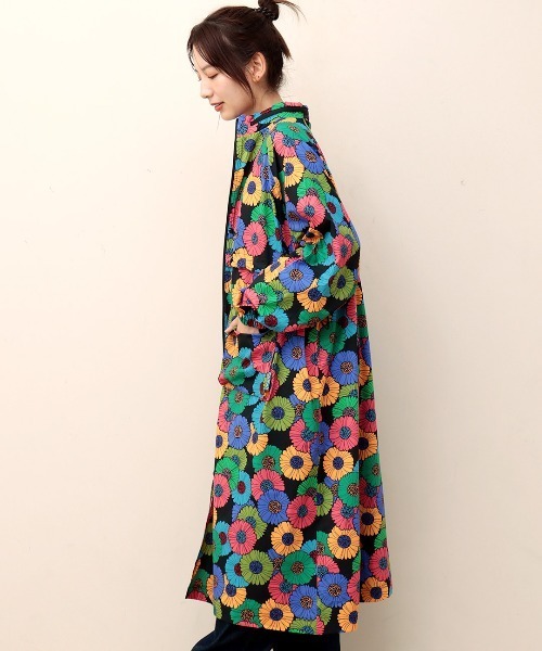 チチカカ（チチカカ）の「収納フード付きロングジャケット（ブルゾン・レディース・ベージュ/その他1/ブラック・FREE）」の9枚目の写真