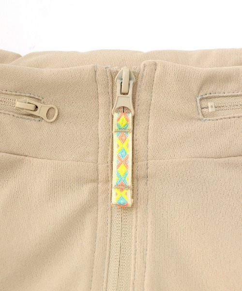 チチカカ（チチカカ）の「収納フード付きロングジャケット（ブルゾン・レディース・ベージュ/その他1/ブラック・FREE）」の20枚目の写真