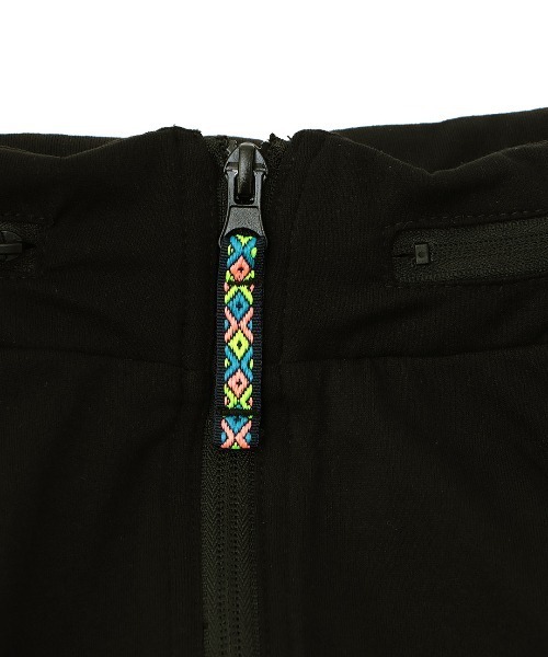 チチカカ（チチカカ）の「収納フード付きロングジャケット（ブルゾン・レディース・ベージュ/その他1/ブラック・FREE）」の21枚目の写真