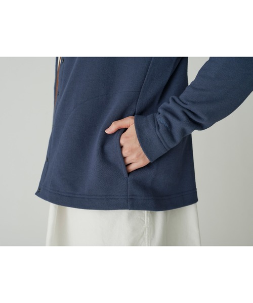 Snow Peak（スノーピーク）の「TAKIBI Sweatshirt Cardigan（カーディガン/ボレロ・レディース・ネイビー/ブラック/オリーブ・3/1/2/4）」の7枚目の写真