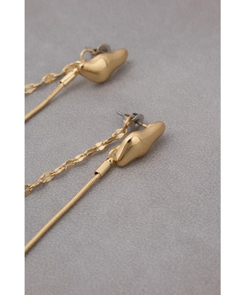 AZUL by moussy（アズールバイマウジー）の「ミックスチェーンスウィングデザインピアス（ピアス（両耳用）・レディース・ゴールド系その他/シルバー・FREE）」の5枚目の写真