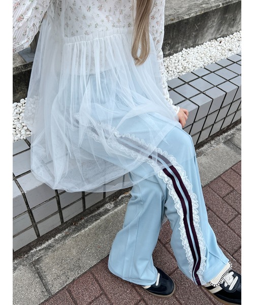 WC（ダブル シー）の「レースライントラックパンツ（その他パンツ・レディース・ピンク/サックスブルー/ブラック・FREE）」の3枚目の写真