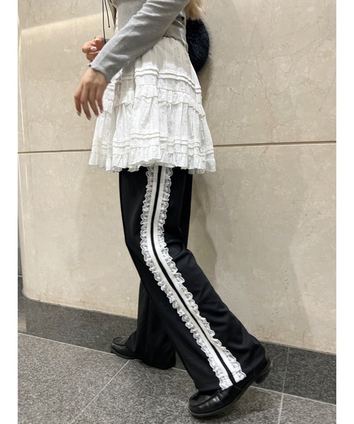 WC（ダブル シー）の「レースライントラックパンツ（その他パンツ・レディース・ピンク/サックスブルー/ブラック・FREE）」の2枚目の写真