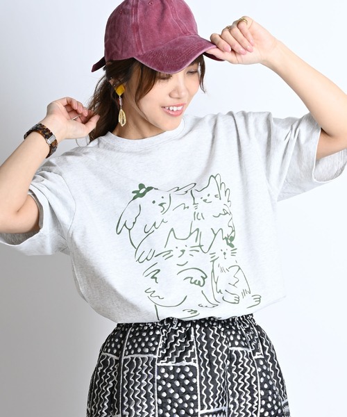 【MARAI】ネコちゃんイラストプリント 半袖 Tシャツ（Tシャツ/カットソー）｜MARAI（マーライ）Tシャツ/カットソー