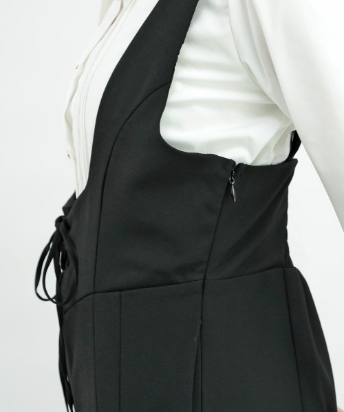 an another angelus（アンアナザーアンジェラス）の「【2サイズ展開】ディープネックレースアップサロペット/ananotherangelus/fint　フィント（サロペット/オーバーオール・レディース・ピンクベージュ/ブラック・1/2）」の12枚目の写真