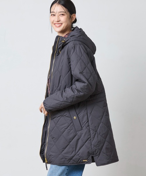 L.L.Bean(エルエルビーン)の「ビーンズ・コージー・キルト・コート 米国フィット・プチ(その他アウター・レディース・ネイビー/グリーン・LARGE/SMALL/MEDIUM)」の15枚目の写真