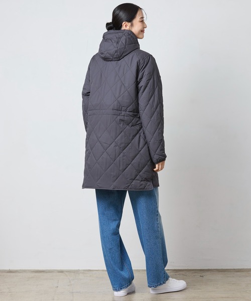 L.L.Bean(エルエルビーン)の「ビーンズ・コージー・キルト・コート 米国フィット・プチ(その他アウター・レディース・ネイビー/グリーン・LARGE/SMALL/MEDIUM)」の12枚目の写真