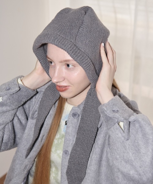 idem（イデム）の「hoodie like beanie/ニットバラクラバ（ニットキャップ/ビーニー・レディース・アイボリー/グレー・FREE）」の4枚目の写真