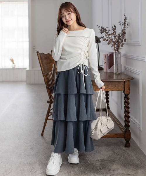 clear（クリア）の「ピーチ起毛3段ティアードロングスカート [低身長用サイズ有 ボリューム感 カジュアルにも]≪再入荷≫（スカート・レディース・チャコールグレー/レッド/アイボリー/キャメル・F/XS）」の5枚目の写真