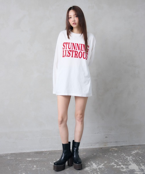 ENVYM（アンビー）の「【ZOZOTOWN限定カラー】プリント ロゴ オーバー サイズ ロンT（Tシャツ/カットソー・レディース・グリーン/ホワイト系その他/ブラック/ホワイト/チャコールグレー・FREE）」の11枚目の写真