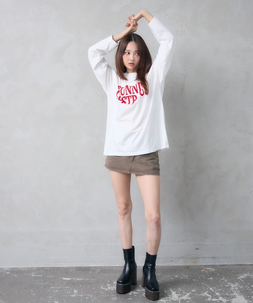ENVYM（アンビー）の「【ZOZOTOWN限定カラー】プリント ロゴ オーバー サイズ ロンT（Tシャツ/カットソー・レディース・グリーン/ホワイト系その他/ブラック/ホワイト/チャコールグレー・FREE）」の13枚目の写真