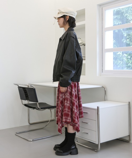UNE MANSION（ユヌマンション）の「【UNE ORIGINAL】【インサイドウエストゴム仕様】【ローウエスト着用でスタイリッシュに！】レイヤードユニークアンバランスチェックスカート（スカート・レディース・ブラウン/レッド/ネイビー/ブラック/グレー・FREE）」の22枚目の写真