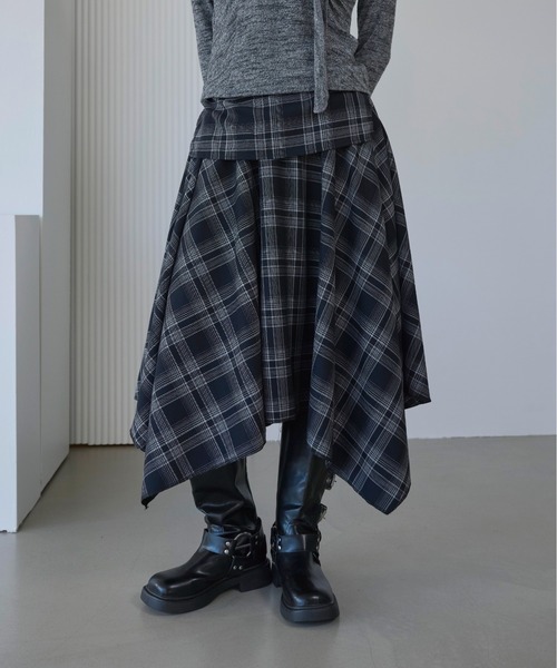 UNE MANSION（ユヌマンション）の「【UNE ORIGINAL】【インサイドウエストゴム仕様】【ローウエスト着用でスタイリッシュに！】レイヤードユニークアンバランスチェックスカート（スカート・レディース・ブラウン/レッド/ネイビー/ブラック/グレー・FREE）」の20枚目の写真