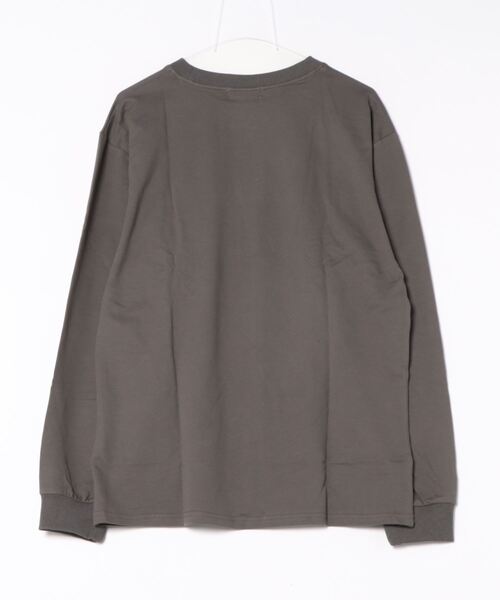 aimoha（アイモハ）の「カレッジロゴ長袖Tシャツ（Tシャツ/カットソー・レディース・ダークグレー/ベージュ/ネイビー/ホワイト/ライトグレー/グリーン/グレー・SMALL/MEDIUM/LARGE/X-LARGE）」の8枚目の写真