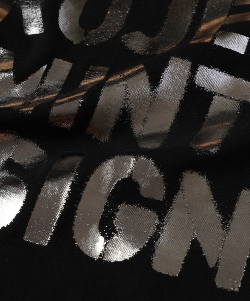 mintdesigns(ミントデザインズ)の「"WHITE PROJECT”STENCIL PRINT T-SHIRT / "ホワイトプロジェクト"ステンシルプリントTシャツ(Tシャツ/カットソー・レディース・ホワイト×レッド/ホワイト×グレー/ブラック×シルバー/ホワイト×シルバー・2)」の22枚目の写真