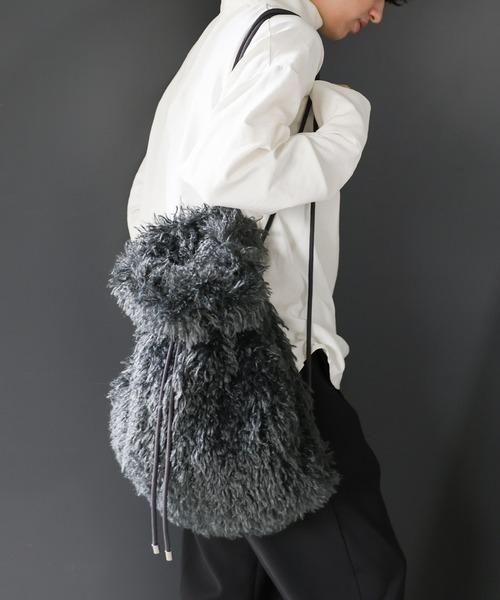 select MOCA（セレクトモカ）の「【ZOZO限定】ボアナップサック（バックパック/リュック・レディース・チャコール/ベージュ/ブルー・FREE）」の2枚目の写真