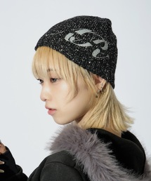 ALLuRing ChaRm（アリュリングチャーム）の「AR Metallic Logo Beanie / ARメタリックロゴスパンコールビーニー（ニットキャップ/ビーニー）」