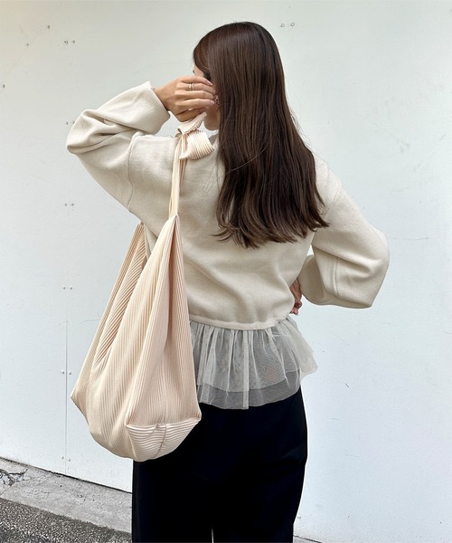 KOBE LETTUCE（コウベレタス）の「[ yuiさんコラボ ] スウェットライクドッキングニットトップス（ニット/セーター・レディース・アイボリー/ブラック/グレー・M）」の5枚目の写真