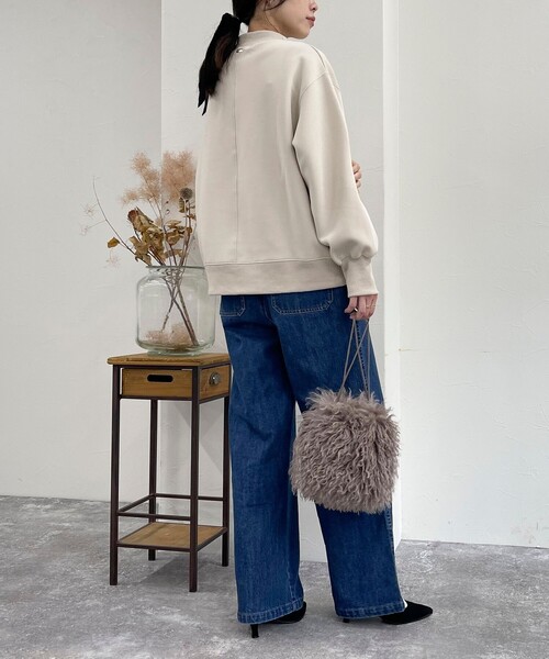 fredy emue（フレディエミュ）の「ダンボールニットモックネックプルオーバー（Tシャツ/カットソー・レディース・グレー/カーキ/ブラック/ベージュ・38）」の7枚目の写真