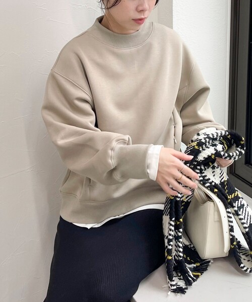 fredy emue（フレディエミュ）の「ダンボールニットモックネックプルオーバー（Tシャツ/カットソー・レディース・グレー/カーキ/ブラック/ベージュ・38）」の21枚目の写真