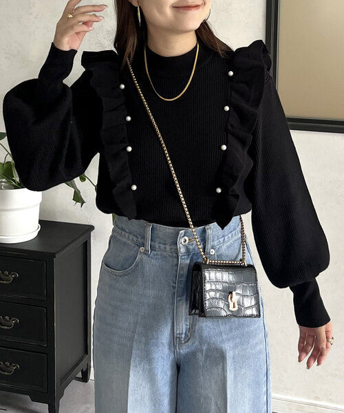 prose verse(プロズヴェール)の「パールフリルボリュームスリーブニット(ニット/セーター・レディース・グレー/アイボリー/ブラック・MEDIUM)」の1枚目の写真