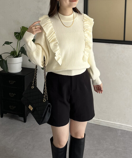 prose verse(プロズヴェール)の「パールフリルボリュームスリーブニット(ニット/セーター・レディース・グレー/アイボリー/ブラック・MEDIUM)」の5枚目の写真