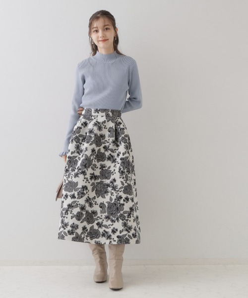 couture brooch（クチュールブローチ）の「◆【プチプラ・フェミニンもカジュアルも】サステナブル　バックパール調プチフリルリブ（ニット/セーター・レディース・ブラック/ベビーピンク/サックスブルー/オフホワイト/チャコールグレー・34/38/42）」の14枚目の写真