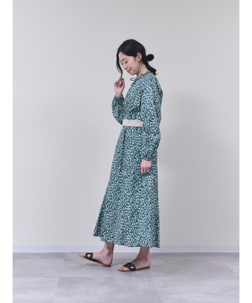 DOLLUPOOPS(ドールアップウップス)の「幾何学柄プリントフレアスカート(スカート・レディース・オレンジ/グリーン・38)」の4枚目の写真