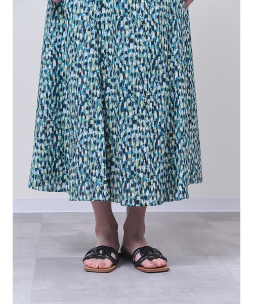 DOLLUPOOPS(ドールアップウップス)の「幾何学柄プリントフレアスカート(スカート・レディース・オレンジ/グリーン・38)」の14枚目の写真