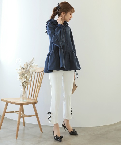 MERAKI(メラキ)の「フリルフードペプラムパーカーJKT(パーカー・レディース・ベージュ/ネイビー/ブラック・FREE)」の20枚目の写真