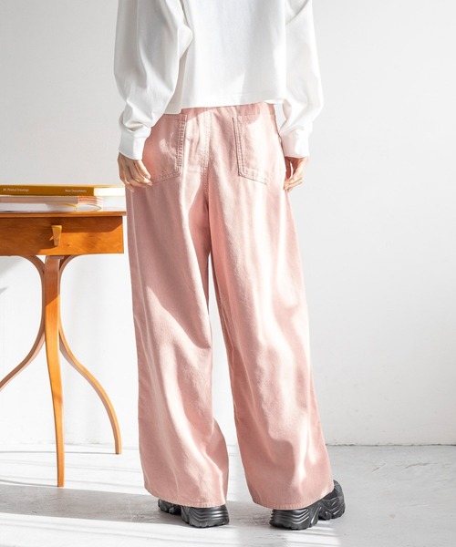 LOWRYS FARM（ローリーズファーム）の「コーデュロイワイドパンツ　252736（その他パンツ・レディース・アイボリー/ピンク/チャコールグレー/ブルー・MEDIUM/LARGE）」の13枚目の写真