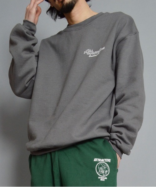 MODISH GAZE(モディシュガゼ)の「【MODISH GAZE】8oz裏起毛スモーキングガール線画イラストスウェット(CP)(スウェット・メンズ・ブラック/チャコールグレー/ホワイト・M/L/XL)」の8枚目の写真