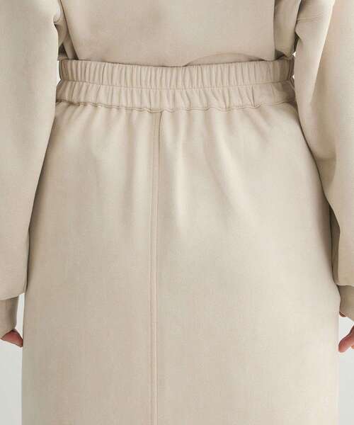 ELENCARE DUE（エレンカーレデュエ）の「・ELENCARE DUE スエードポンチZIPスカート（スカート・レディース・グレイッシュベージュ/アイボリー/ピンク/チャコールグレー・FREE）」の11枚目の写真