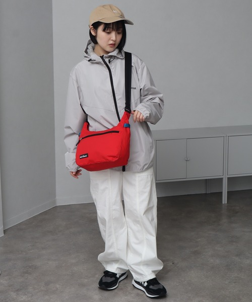 WILD THINGS(ワイルドシングス)の「【WILD THINGS/ワイルドシングス】DELFY fabric ワンポイントロゴ ショルダーバッグ(ショルダーバッグ・メンズ・パープル/レッド/ブラック/ターコイズブルー・FREE)」の22枚目の写真