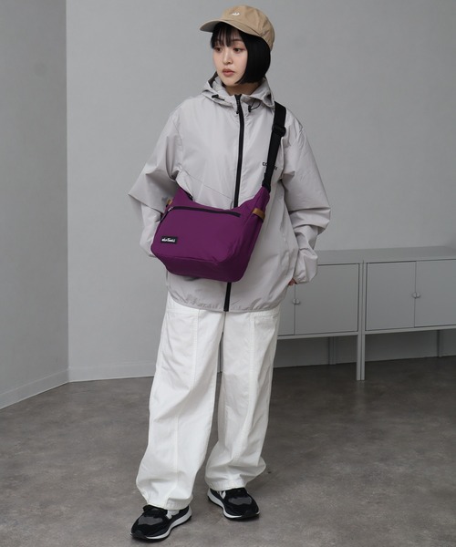 WILD THINGS(ワイルドシングス)の「【WILD THINGS/ワイルドシングス】DELFY fabric ワンポイントロゴ ショルダーバッグ(ショルダーバッグ・メンズ・パープル/レッド/ブラック/ターコイズブルー・FREE)」の18枚目の写真