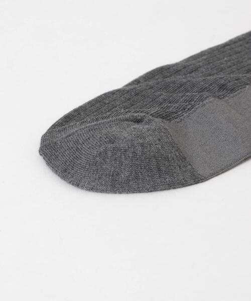 URBAN RESEARCH（アーバンリサーチ）の「『UR TECH』針抜きシアーソックス（ソックス/靴下・レディース・ホワイト/チャコールグレー/グレー系その他・22/24）」の5枚目の写真