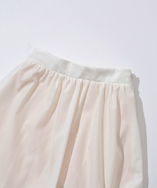 flower（フラワー）の「コットンタックスカート（スカート・レディース・ホワイト・FREE）」の3枚目の写真