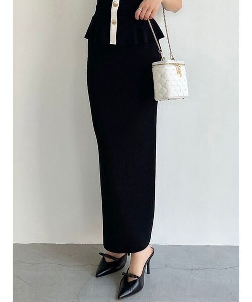 RESEXXY（リゼクシー）の「リブニットペンシルスカート【セットアップ着用可能】（スカート・レディース・オレンジ/ブルー/ブラック・FREE）」の2枚目の写真