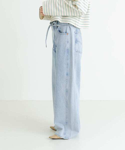Levi's（リーバイス）の「Levi’s　Exclusive XL STRAIGHT（デニムパンツ・レディース・ライトブルー・25/26/27）」の6枚目の写真