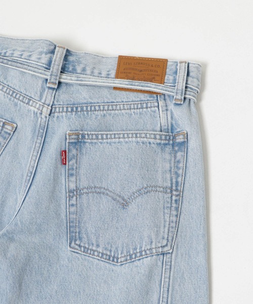 Levi's（リーバイス）の「Levi’s　Exclusive XL STRAIGHT（デニムパンツ・レディース・ライトブルー・25/26/27）」の18枚目の写真