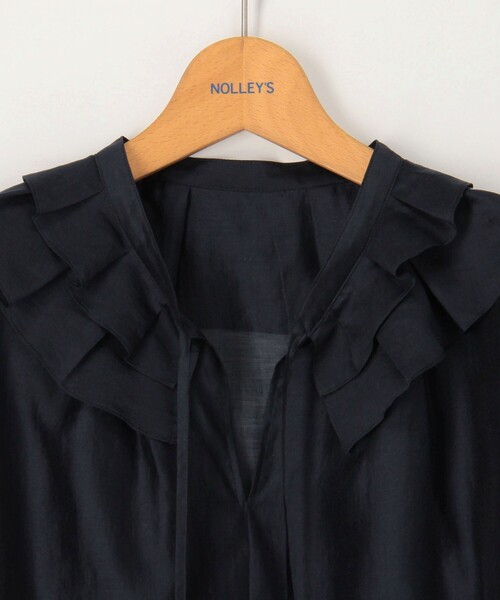 NOLLEY’S（ノーリーズ）の「ラッフル衿シアーブラウス（シャツ/ブラウス・レディース・ピンク/ネイビー/ベージュ/ライトブルー/ミント・38）」の10枚目の写真