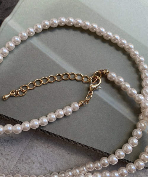 DouDou(ドゥドゥ)の「パールロングネックレス(ネックレス・レディース・オフホワイト・FREE)」の6枚目の写真