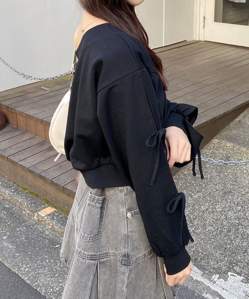 INGNI（イング）の「袖リボンオフショルショートスウェットトップス（スウェット・レディース・グレー/アイボリー/ブラック・M）」の15枚目の写真