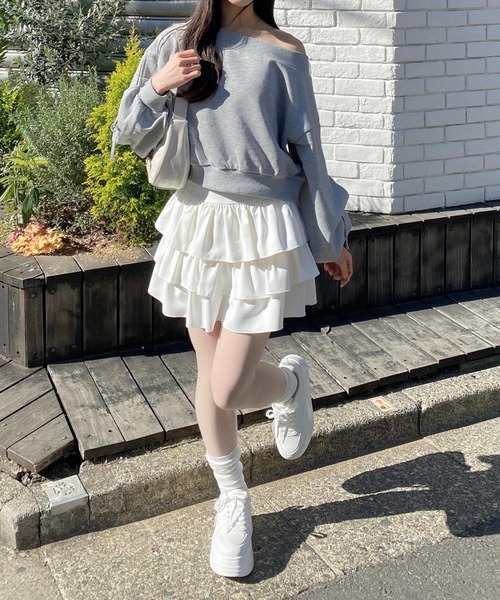 INGNI（イング）の「袖リボンオフショルショートスウェットトップス（スウェット・レディース・グレー/アイボリー/ブラック・M）」の10枚目の写真