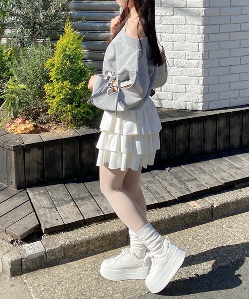 INGNI（イング）の「袖リボンオフショルショートスウェットトップス（スウェット・レディース・グレー/アイボリー/ブラック・M）」の11枚目の写真