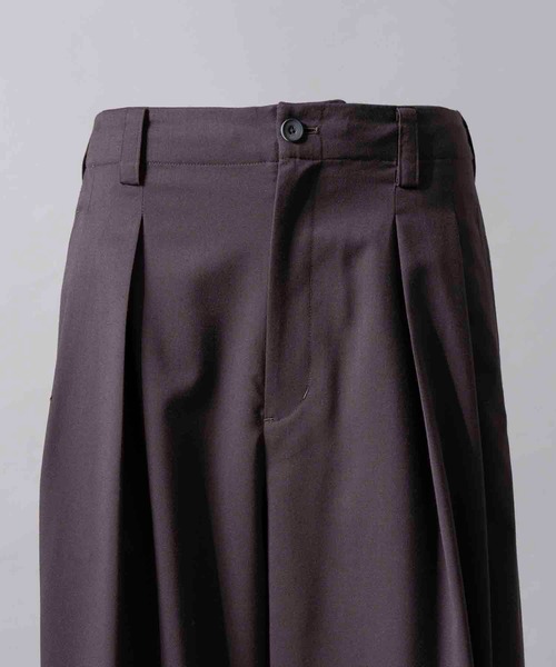 MAISON SPECIAL（メゾンスペシャル）の「《UNISEX》Wool Mix Prime Wide Smooth Baggy Pants/ウールミックスプライムワイドスムースバギーパンツ【MAISON SPECIAL/メゾンスペシャル】（スラックス・メンズ・グレイッシュベージュ/ネイビー/ブラウン/ダークブラック/ブラック・2/0/1）」の11枚目の写真