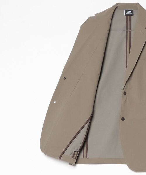 NEW BALANCE（ニューバランス）の「MET24/MET24 Single Jacket（テーラードジャケット・メンズ・カーキ/ブラック・L/M/S）」の14枚目の写真